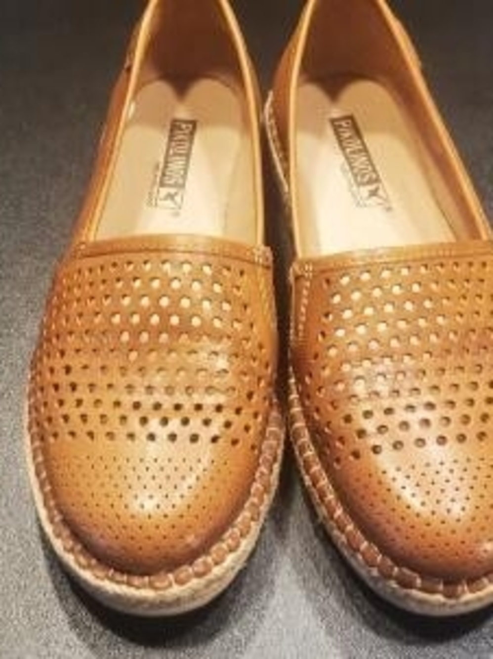 Pikolinos Leather Flats Tan Size 7